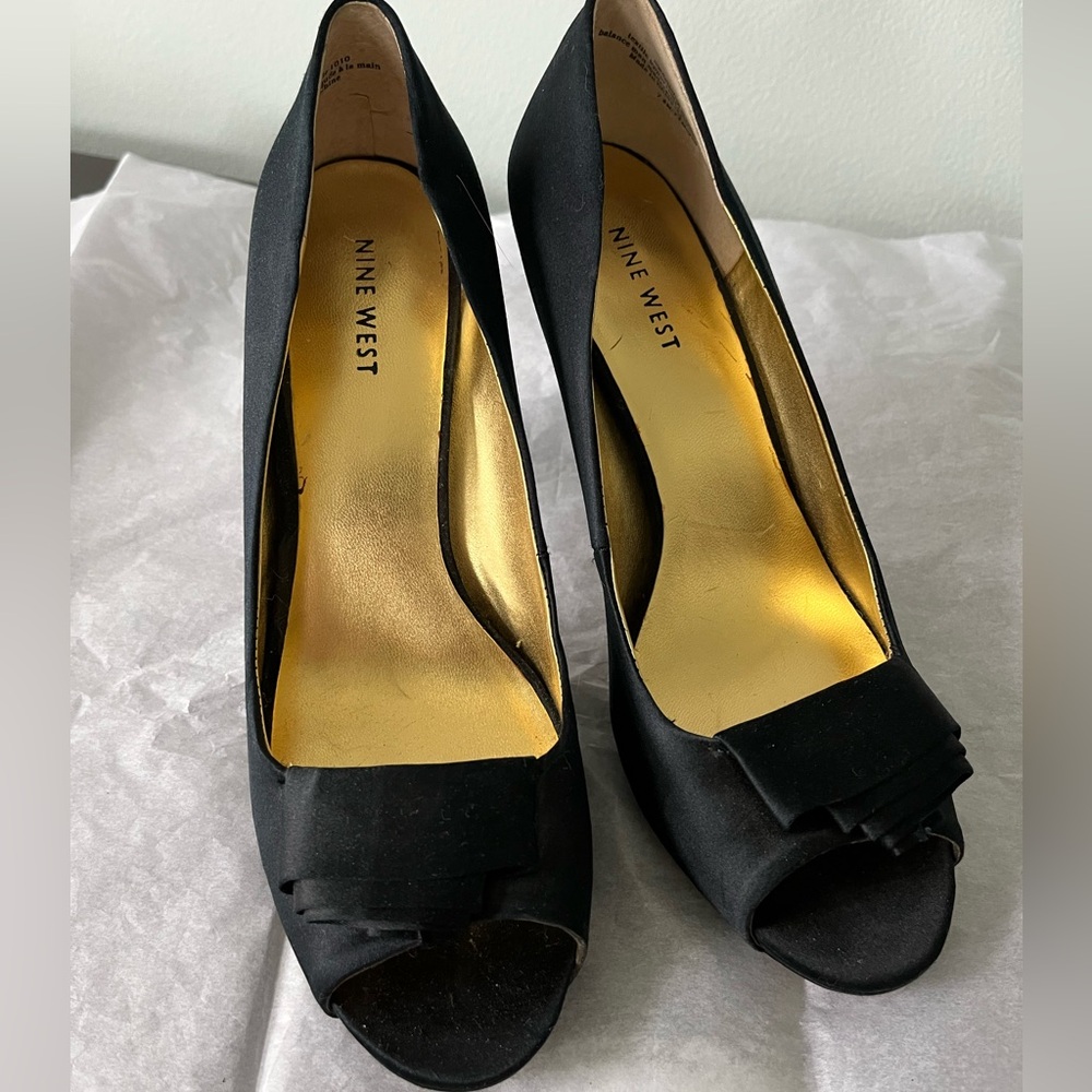 Nine West Black Peep Toe Heels